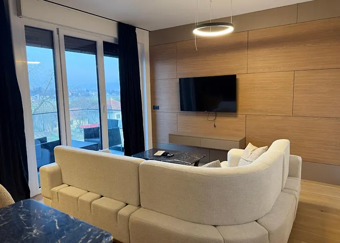 דירה Premium Residences *